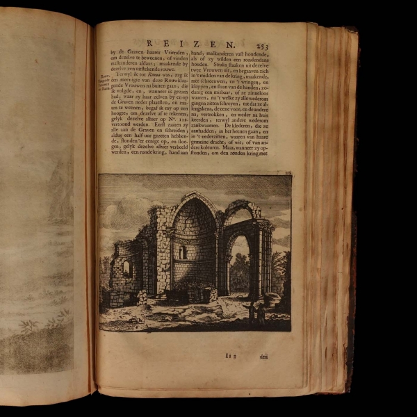 REIZEN Van Cornelis de Bruyn, Door de vermaardste Deelen van KLEIN ASIA De Eylanden Scio, Rhodus, Cyprus, Metelino, Stanchio, &c..., Cornelis de Bruyn, 1698, Delft, Henrik van Krooneveld, 398 sayfa, 23x34 cm...
