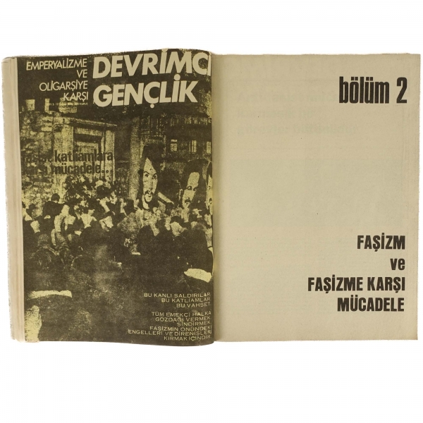 DEVRİMCİ GENÇLİK: SEÇMELER, Devrimci Yol, 210 sayfa, 21x28 cm...