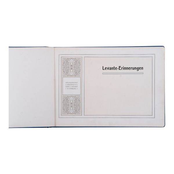 Kapağında Sarayburnu manzarasına yer verilen LEVANTE-ERINNERUNGEN, İstanbul, İzmir, Yunanistan, Cezayir ve Tunus fotoğrafları, 38 sayfa, 29x20 cm...