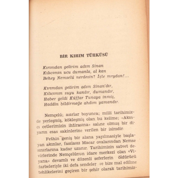 Serhat Türkülerinden Duyuşlar, Lütfi Erçin, Hamle Matbaası, İstanbul 1961, 158 syf., 12x16 cm