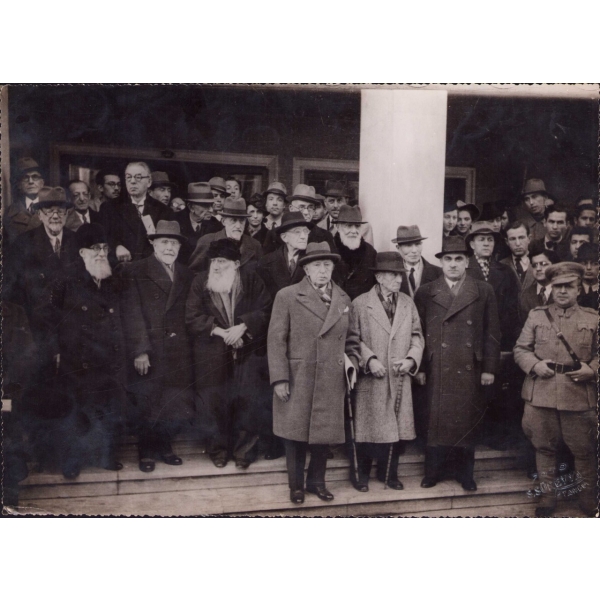 Gazeteci ve Romancı Hüseyin Rahmi Gürpınar, Hasan Ali Yücel ve İsmet İnönü, 24x17 cm