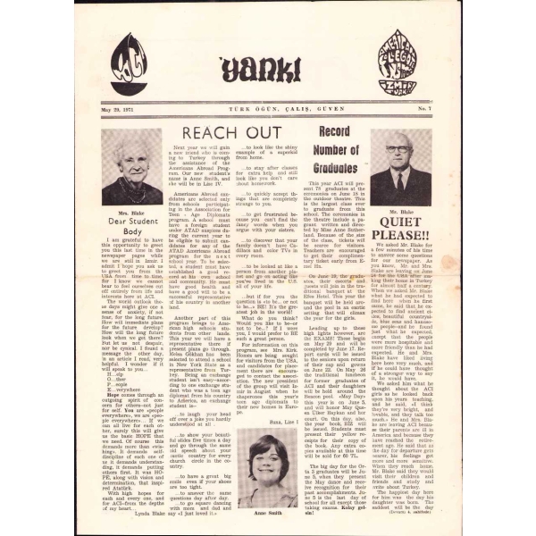 Türkçe-İngilizce Yankı gazetesinin 1970-71 tarihli 4 sayısı, 25x34 cm ve 29x40 cm