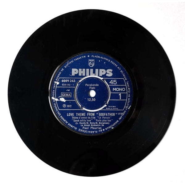 PAUL MAURIAT - Love Theme From 